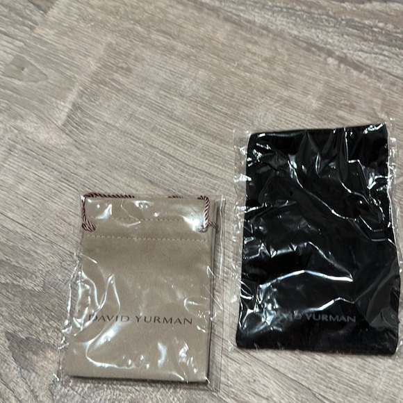 DAVID YURMAN light blue and Diamonds Petite Albion Pendant Necklace - Picture 3 of 3